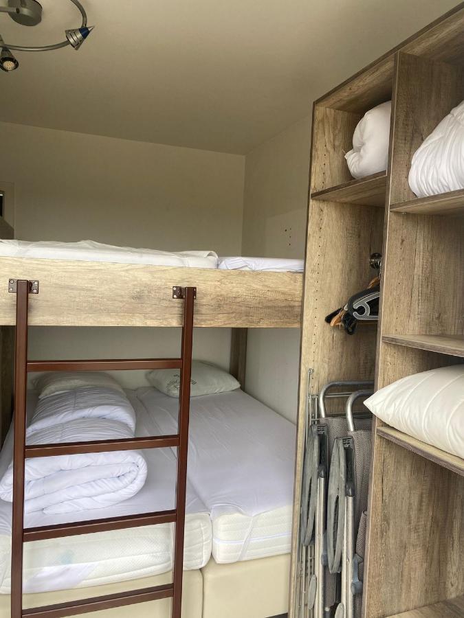 Appartement Met Zeezicht, Zwembad & Garage Остенде Екстериор снимка
