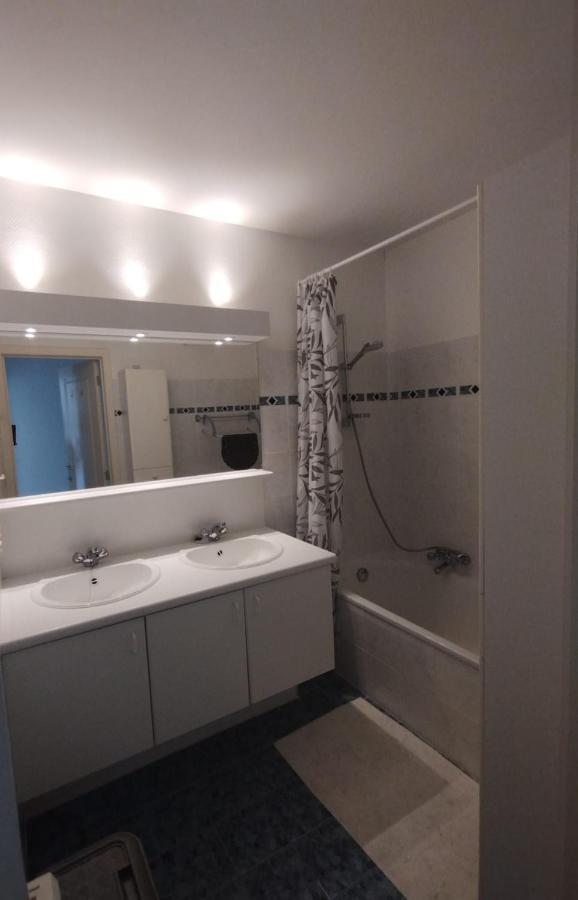 Appartement Met Zeezicht, Zwembad & Garage Остенде Екстериор снимка